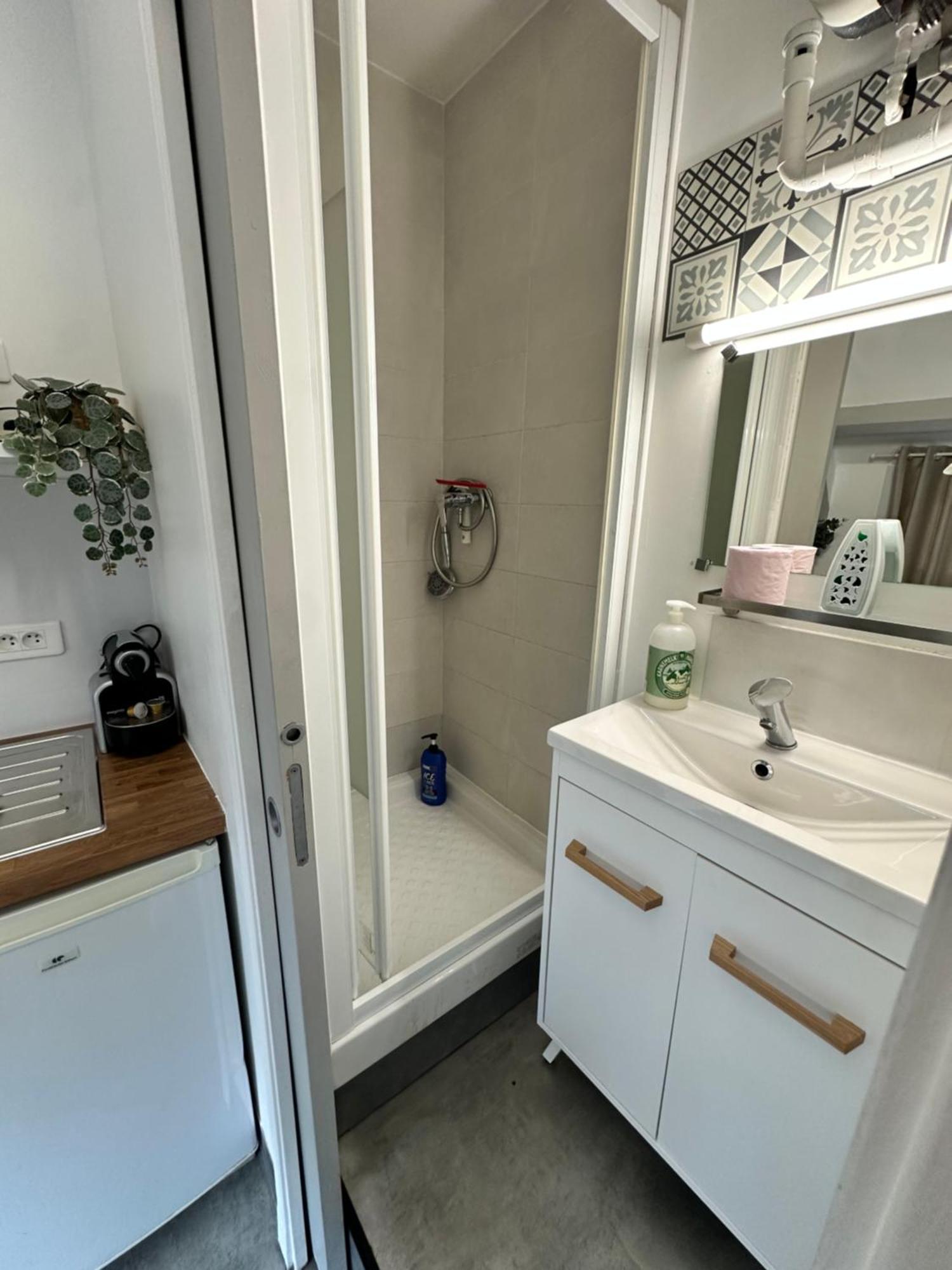 Studio Proche Commodite Et Gare . Centre Ville Caen Zewnętrze zdjęcie